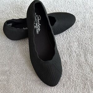 NEW w/o Box SKECHERS “Cleo” 100% Vegan Black Flats 10 Wide